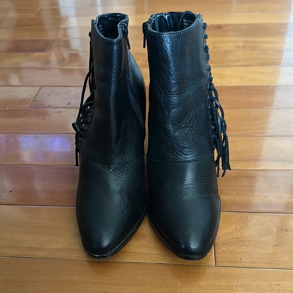 Aldo black leather boots size 8 pointed toe western ankle  cow girl boot fringe - Picture 4 of 10